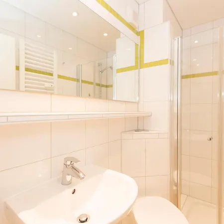 Lord Nelson 215 * クックスハーフェン